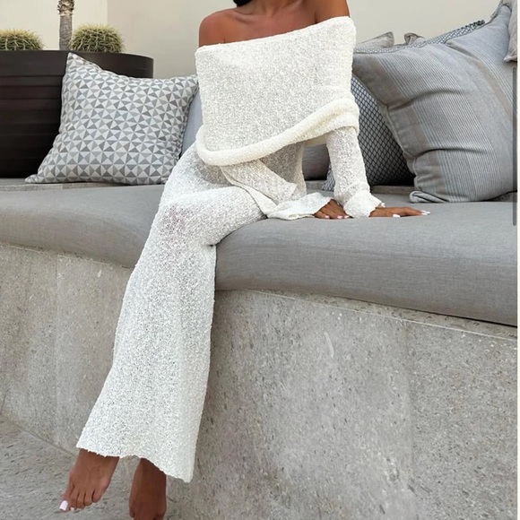 Meshki Marisol Off Shoulder Boucle Maxi Dress - Picture 3 of 7
